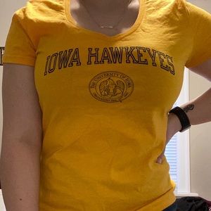University of Iowa Hawkeyes T shirt